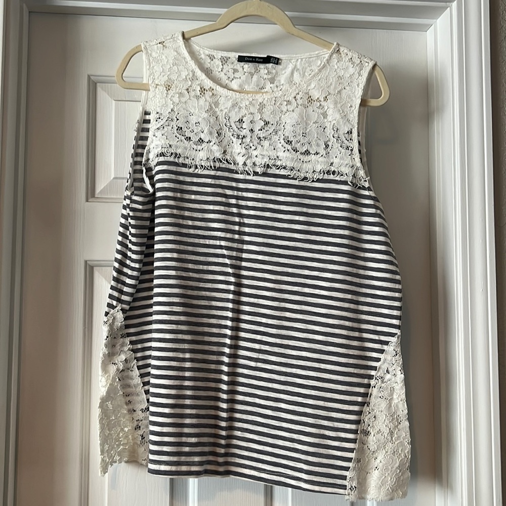 Doe and Rae tank, grey and lace